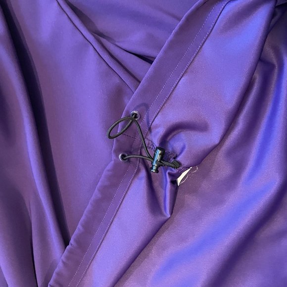 Men's Under Armour Windbreaker. - Picture 8 of 8